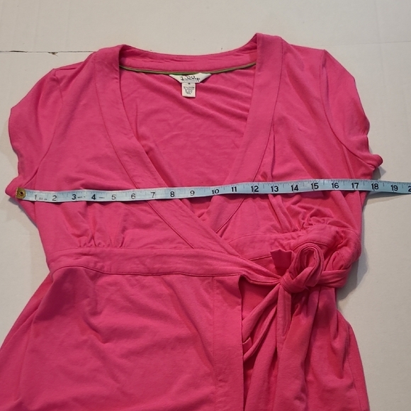 Lilly Pultizer Pink Wrap Top EUC Size Medium - Picture 8 of 9